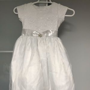 Girls dress